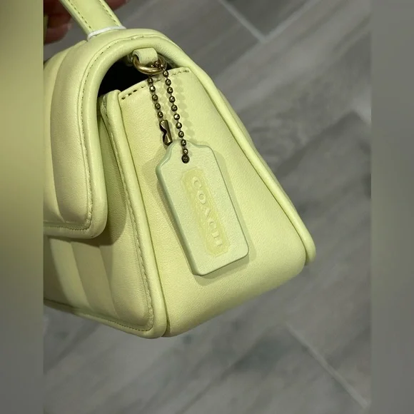 Coach Turnlock Clutch with Quilting Bag - Picture 8 of 15